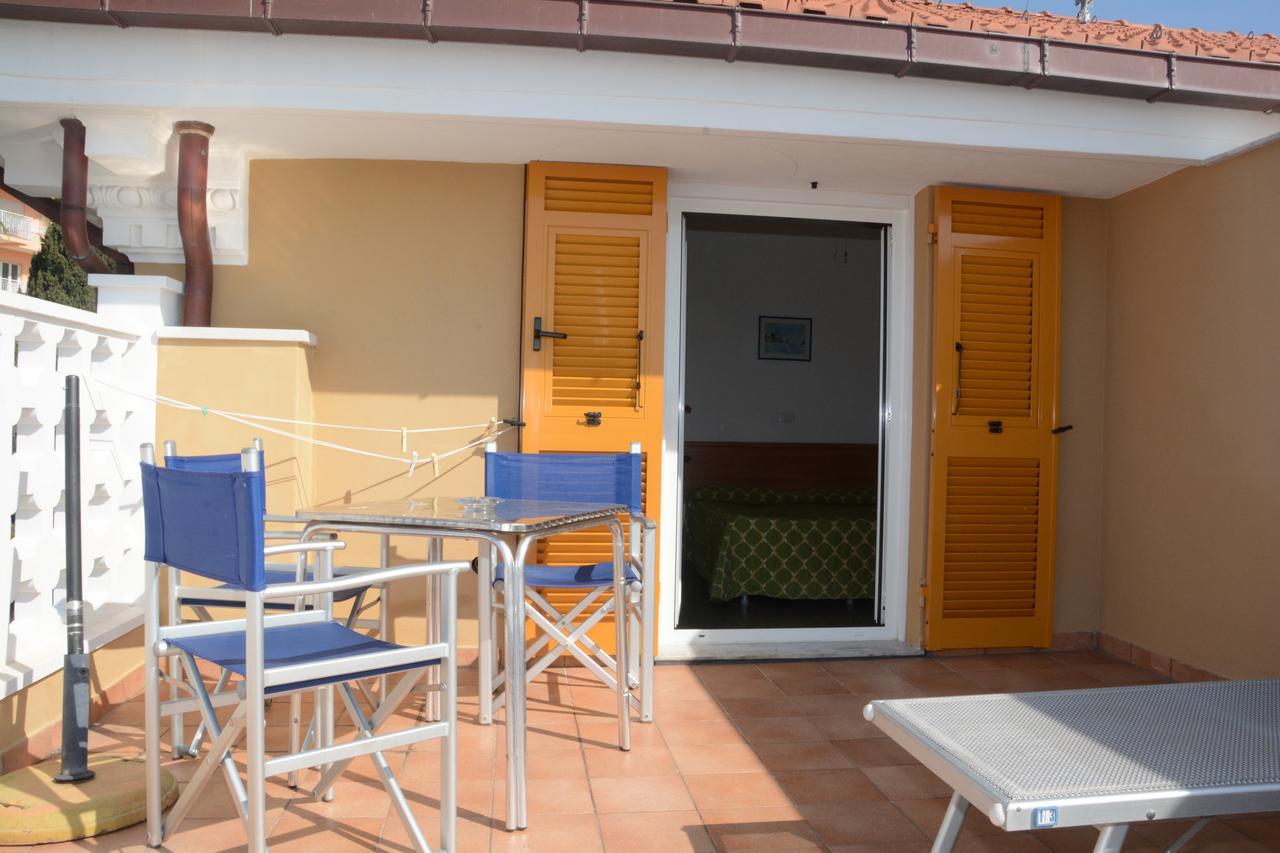 Hotel Ines Varazze Esterno foto